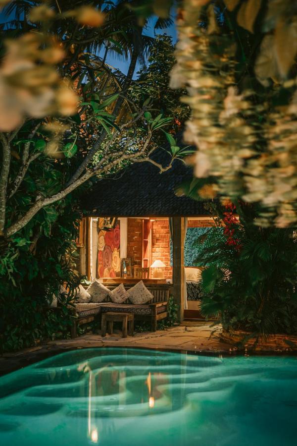 Villa Istimewa スミニャック エクステリア 写真